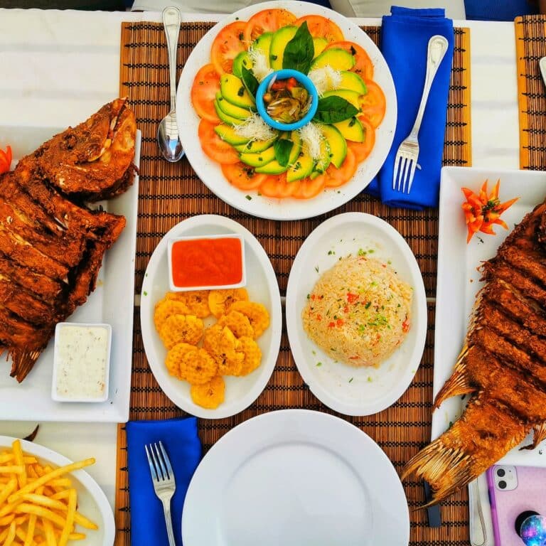 grilled fishes and fried rice, dominican foods